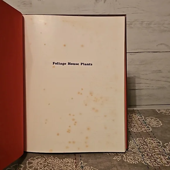Vintage | Pair of Time-Life Houseplant Encyclopedia Books - Picture 4 of 8